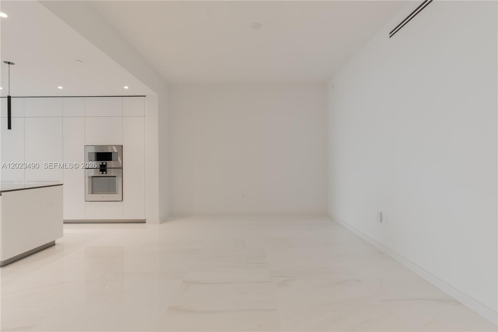 300 Biscayne Blvd Way # 1704, Miami FL 33131 — 35