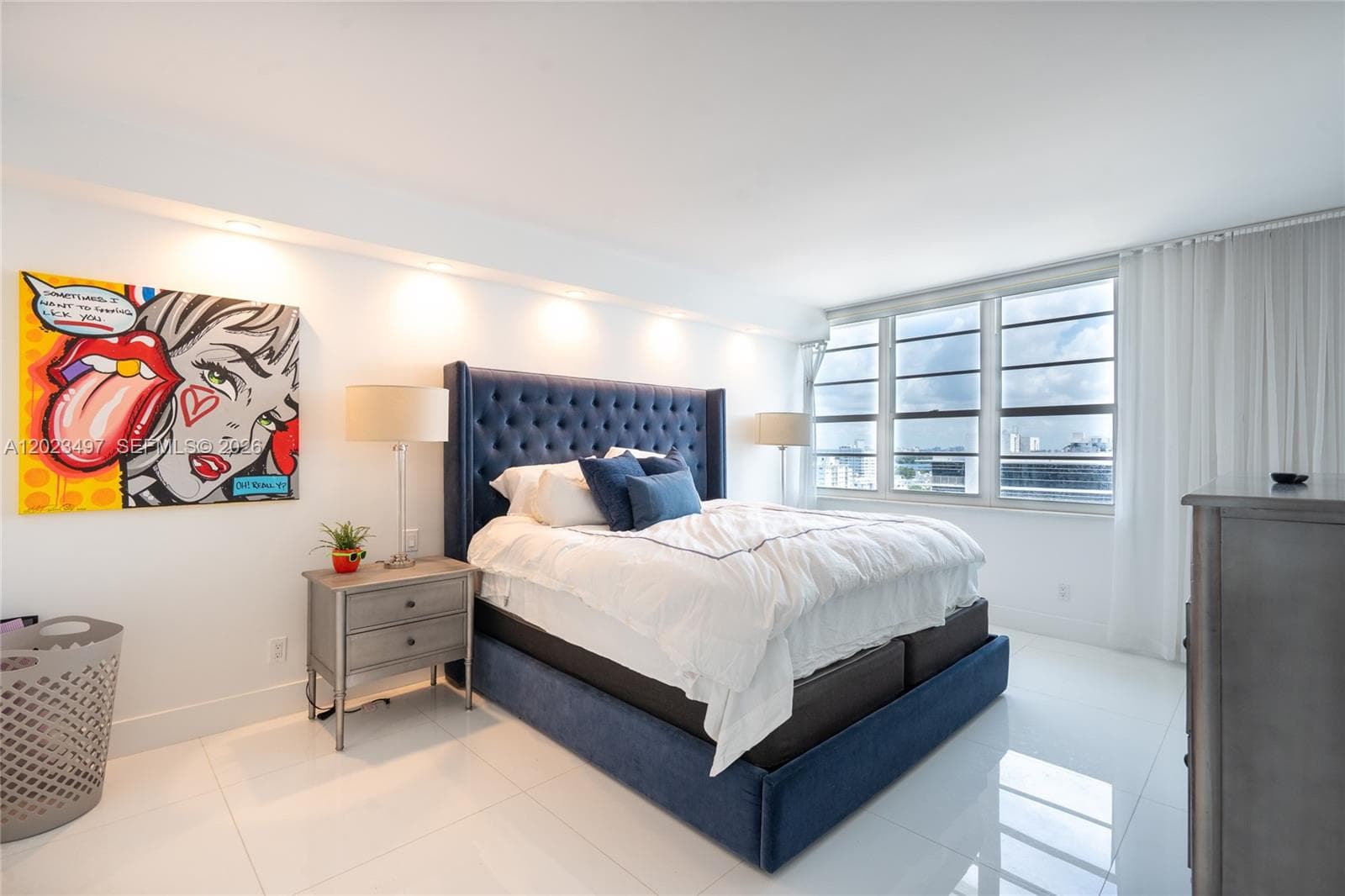 100 Lincoln Rd # 1523, Miami Beach FL 33139 — 12