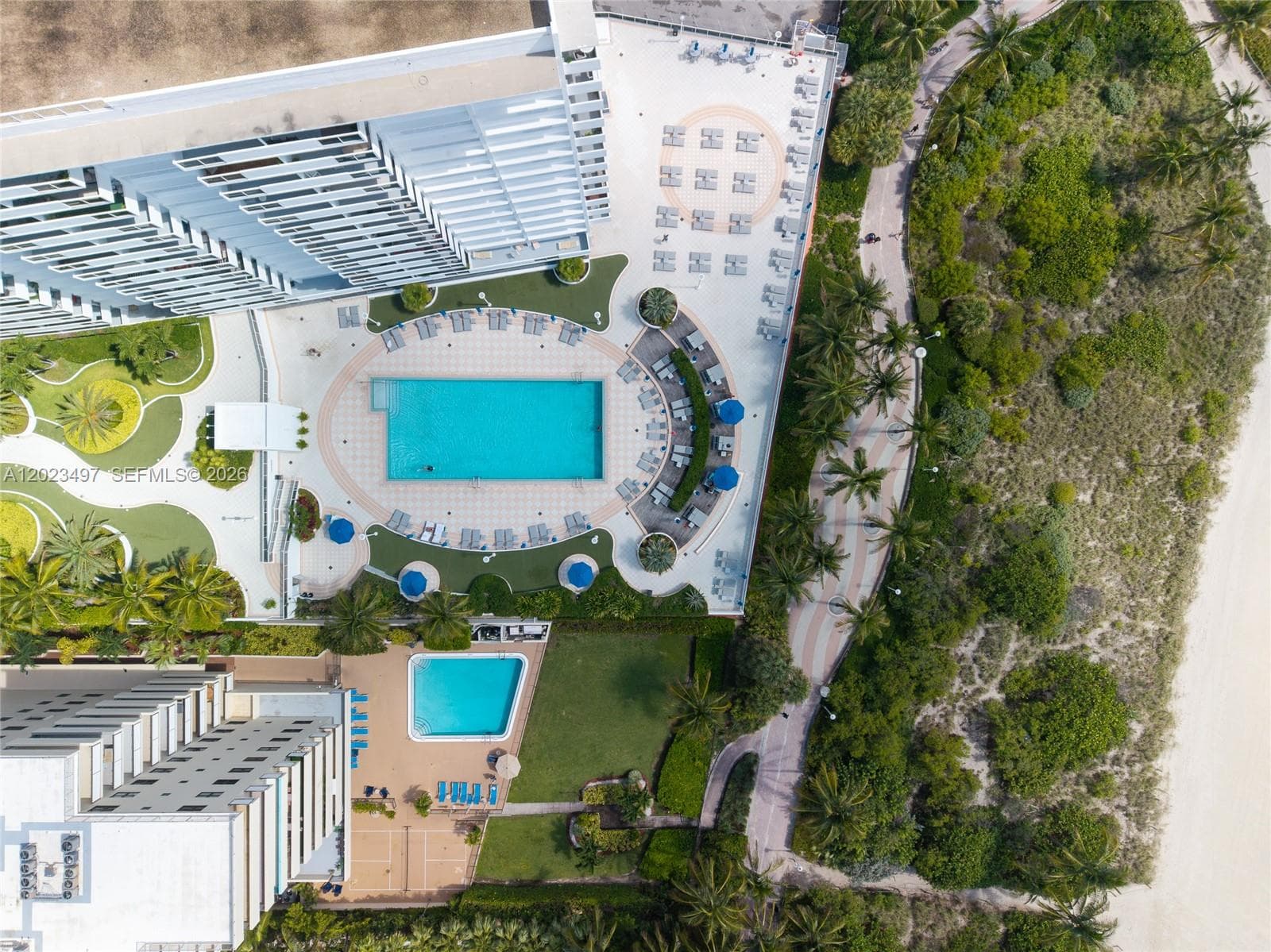 100 Lincoln Rd # 1523, Miami Beach FL 33139 — 26
