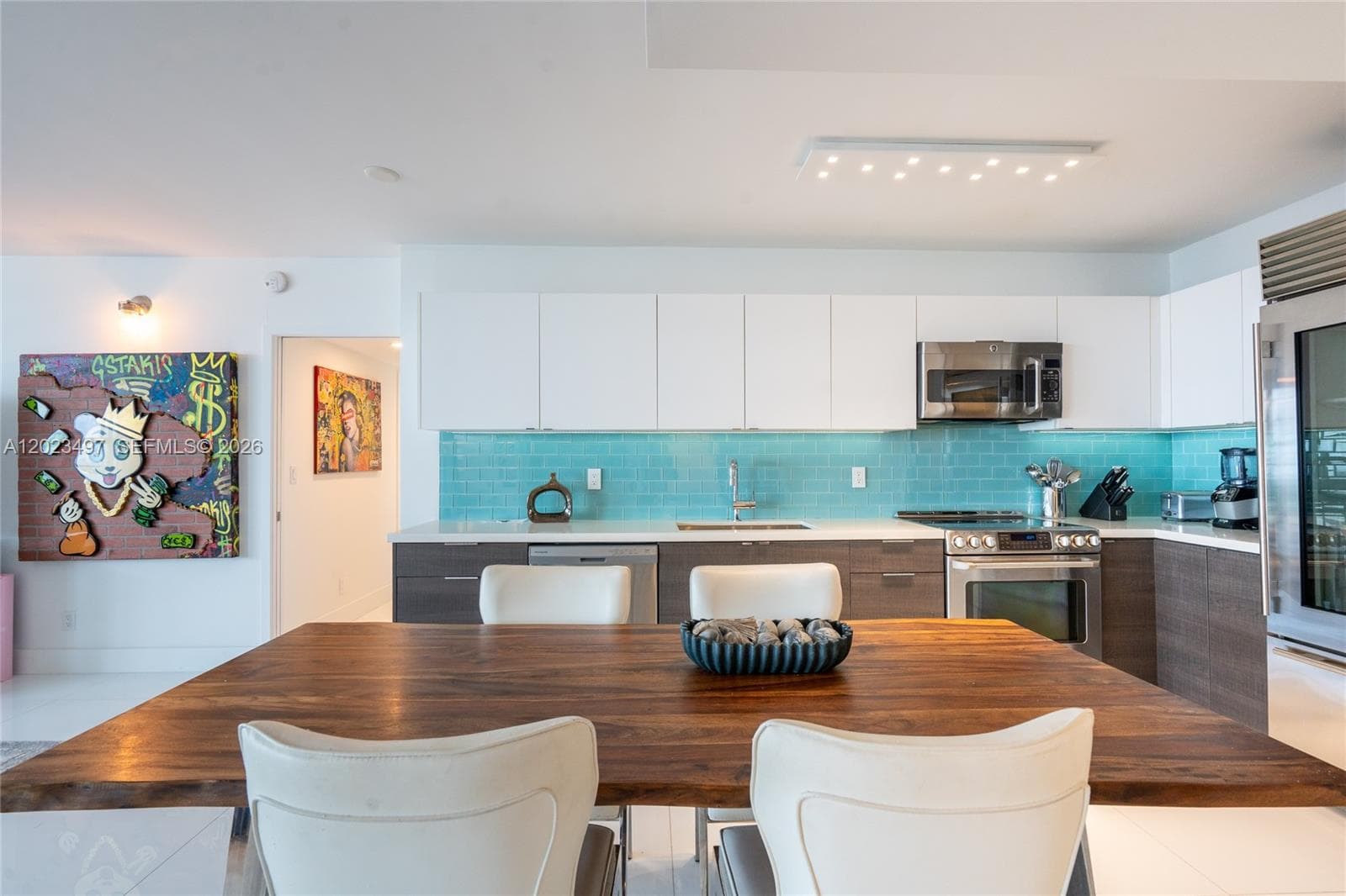100 Lincoln Rd # 1523, Miami Beach FL 33139 — 7