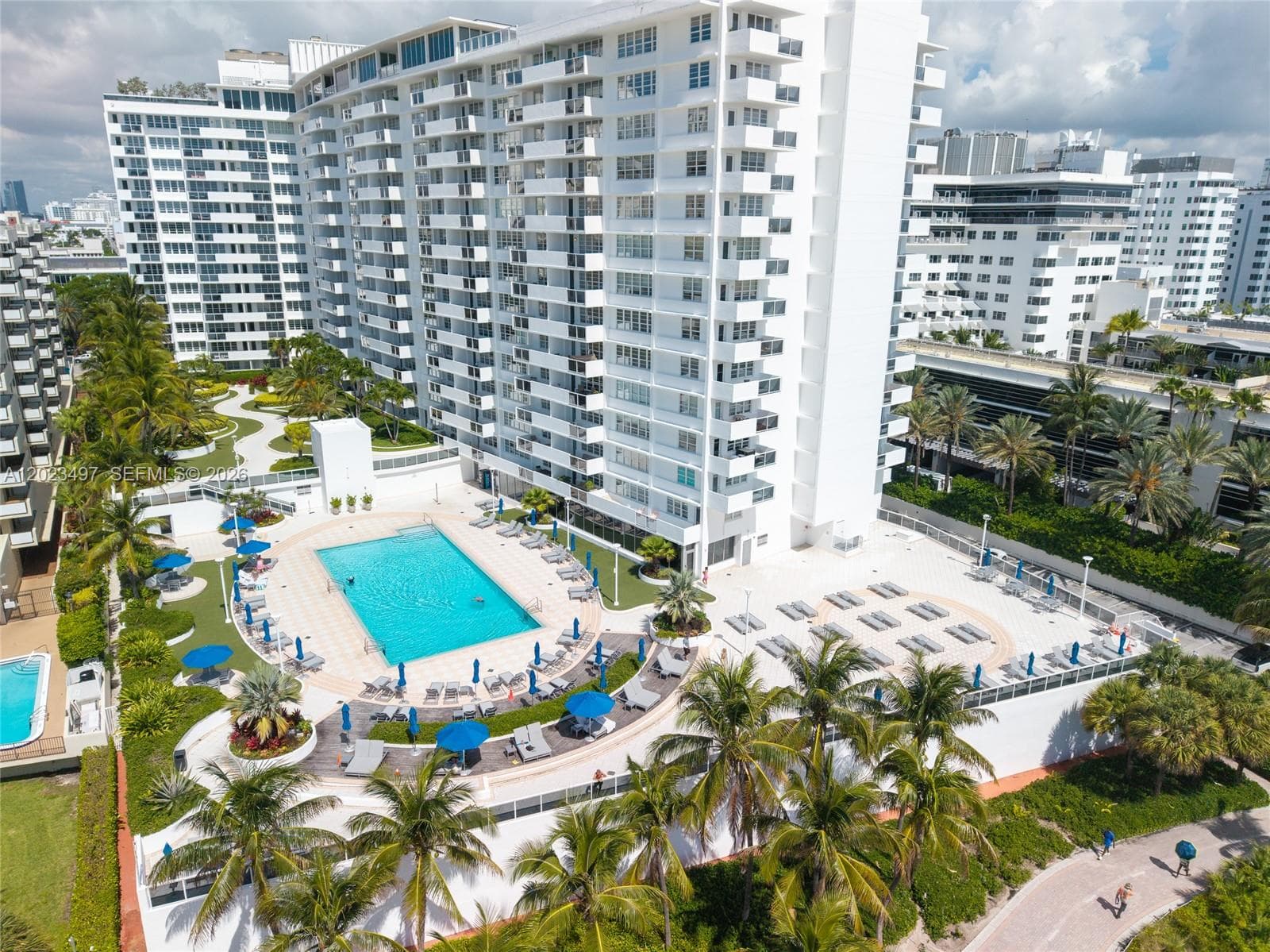 100 Lincoln Rd # 1523, Miami Beach FL 33139 — 3
