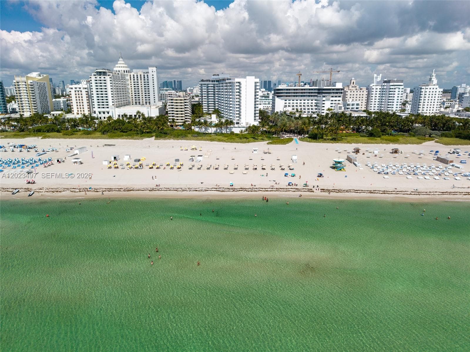 100 Lincoln Rd # 1523, Miami Beach FL 33139 — 25