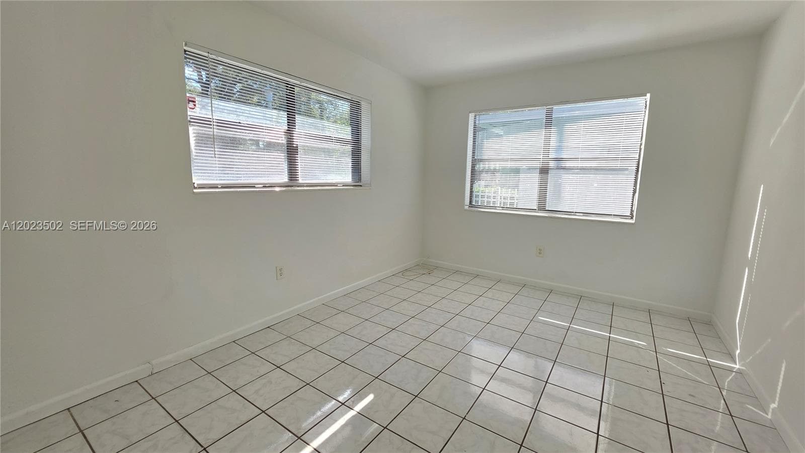 525 NE 132nd Ter, North Miami FL 33161 — 13