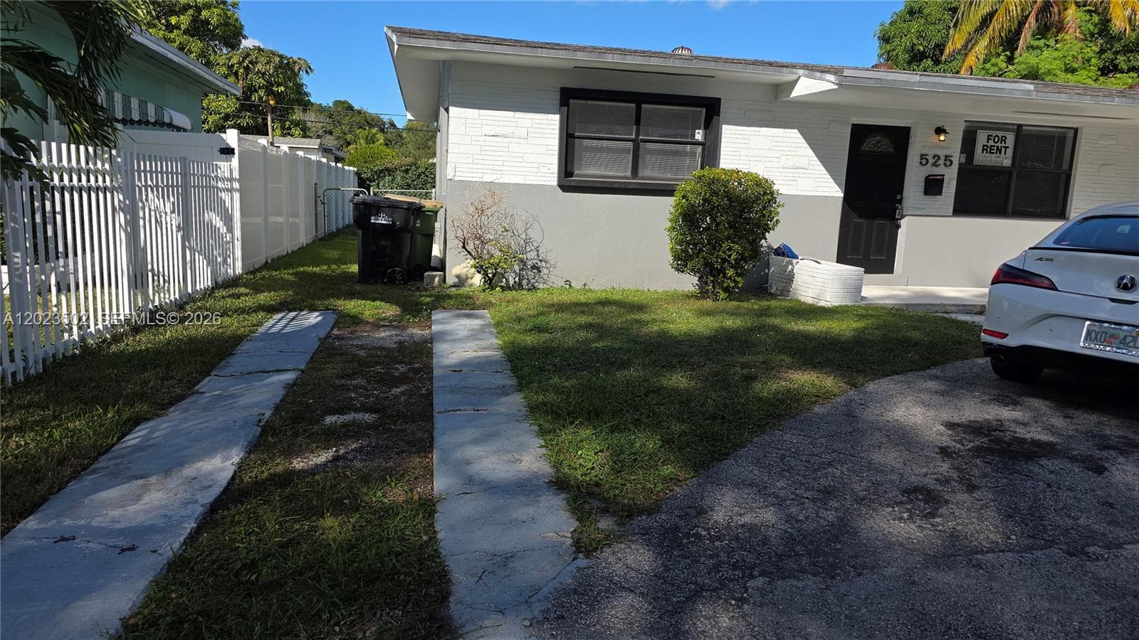 525 NE 132nd Ter, North Miami FL 33161 — 3
