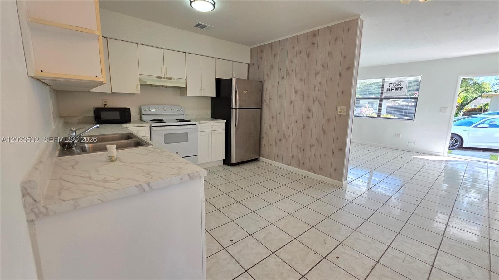 525 NE 132nd Ter, North Miami FL 33161 — 8