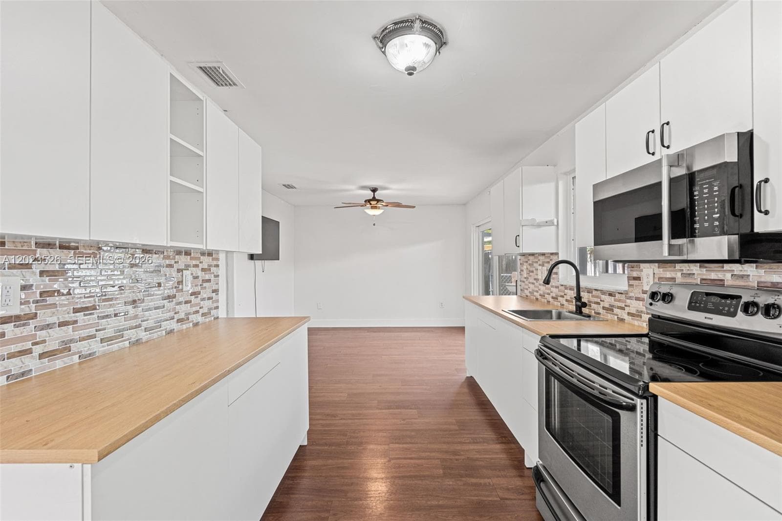 22179 SW 98th Ct, Cutler Bay FL 33190 — 12