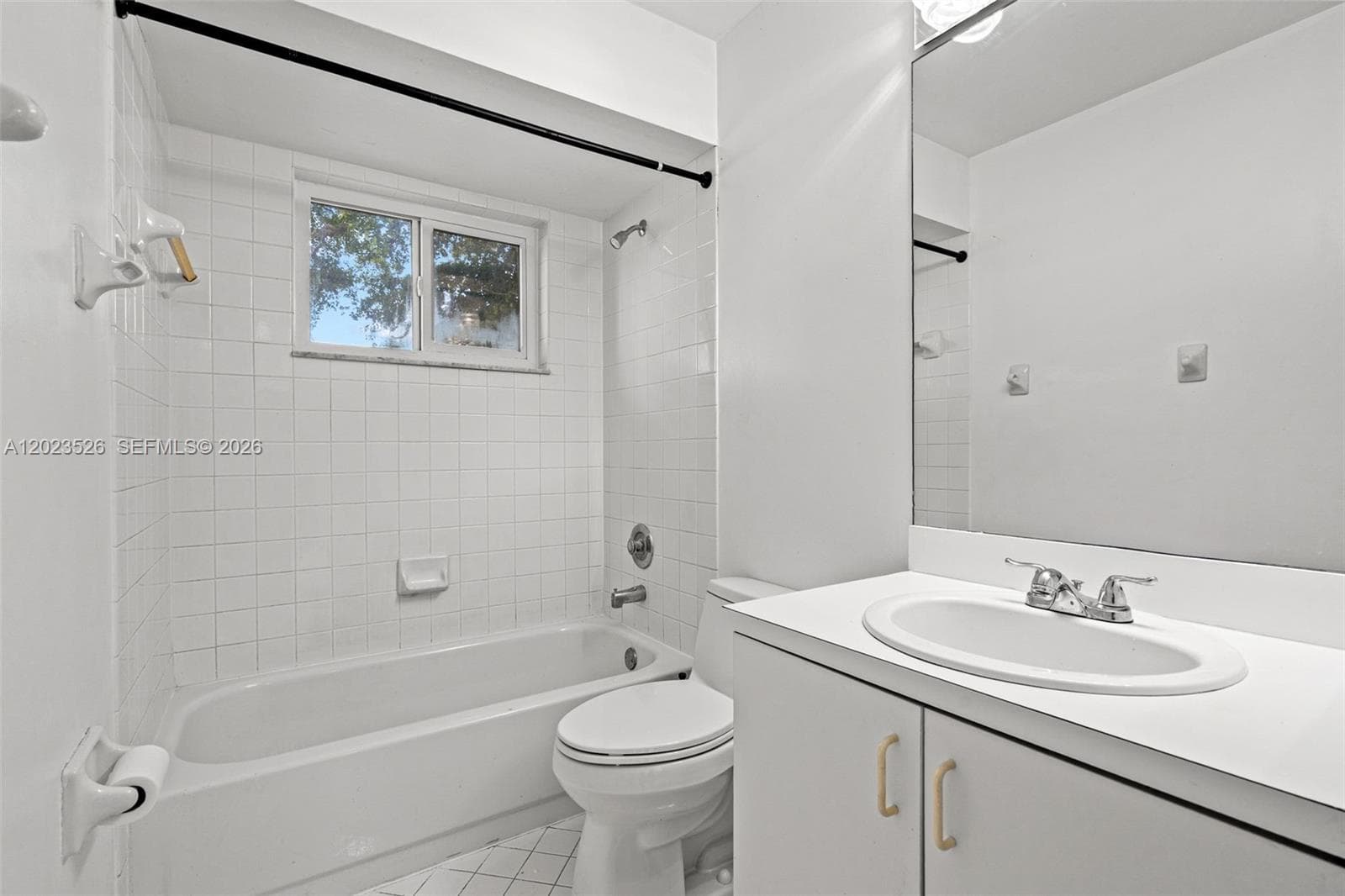 22179 SW 98th Ct, Cutler Bay FL 33190 — 33
