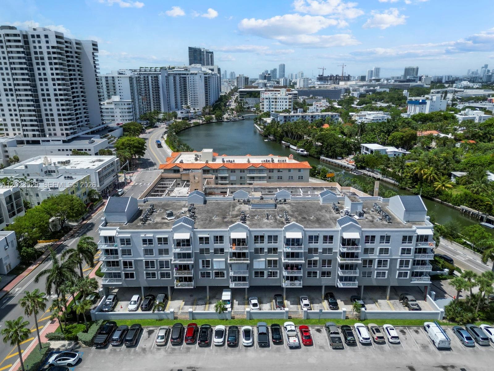 2642 Collins Ave # 303, Miami Beach FL 33140 — 3