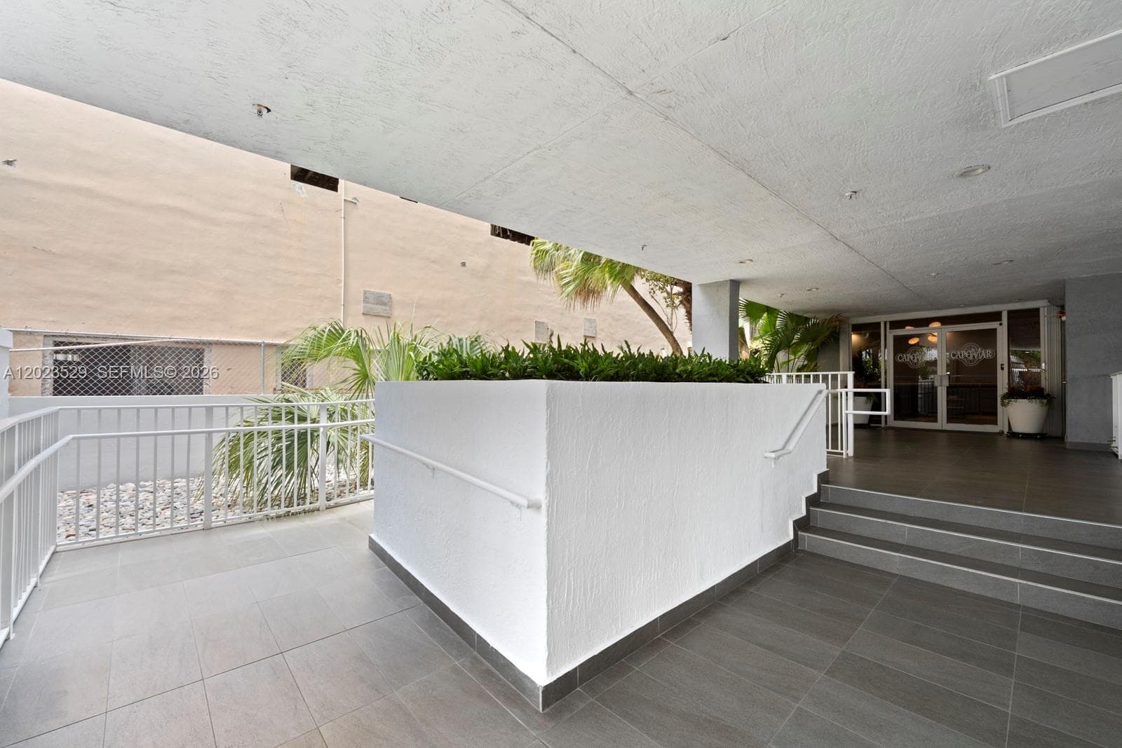 2642 Collins Ave # 303, Miami Beach FL 33140 — 32