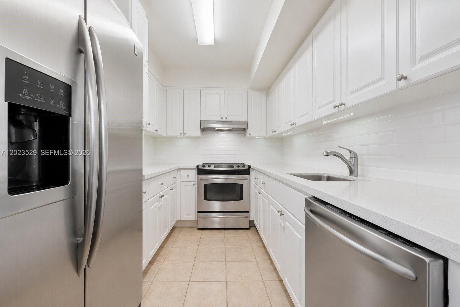 2642 Collins Ave # 303, Miami Beach FL 33140 — 10