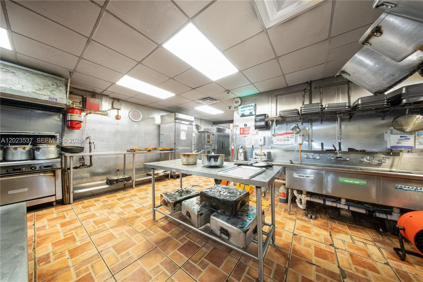 652 East 9th Street, Hialeah FL 33010 — 84