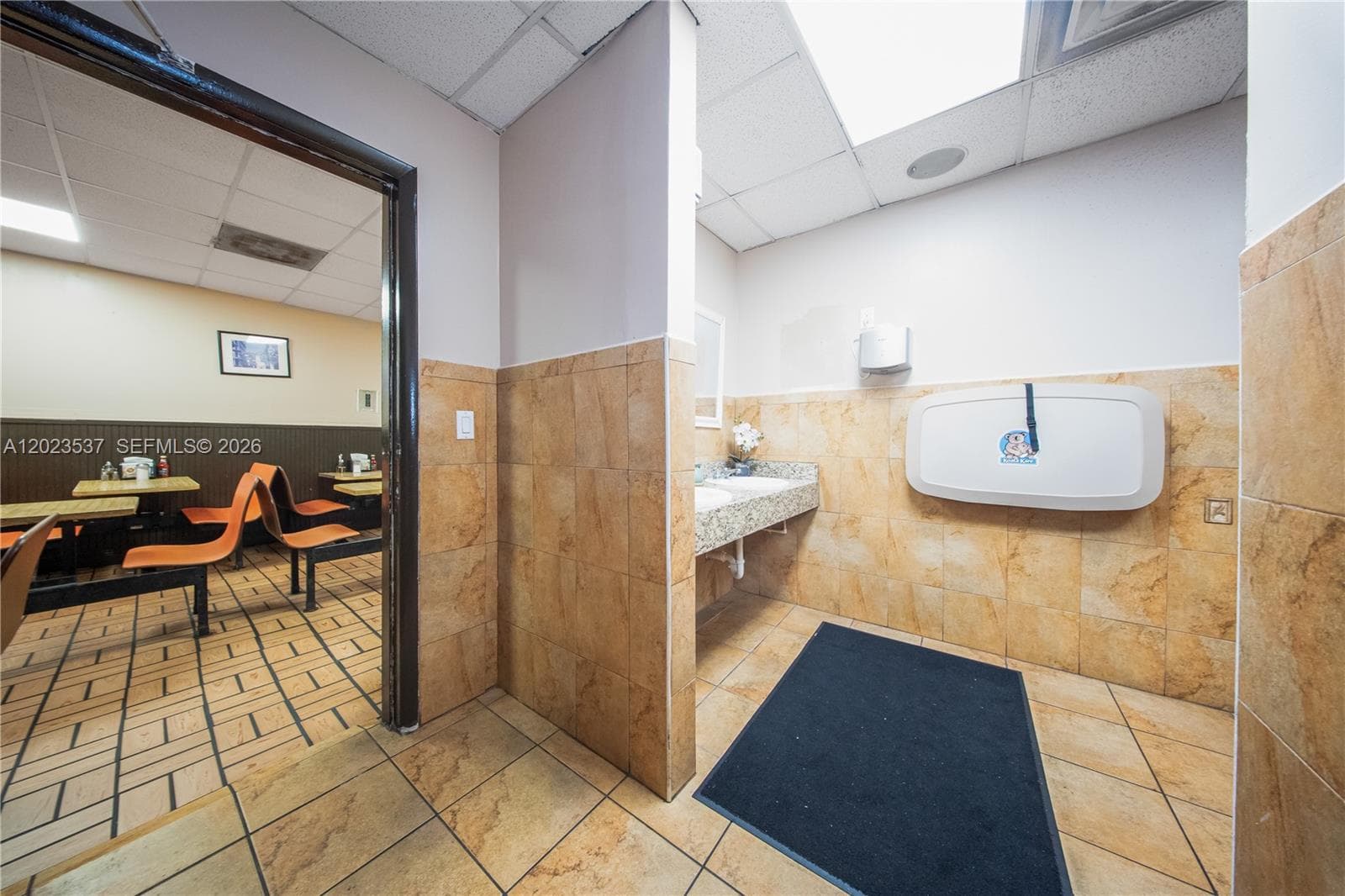 652 East 9th Street, Hialeah FL 33010 — 33
