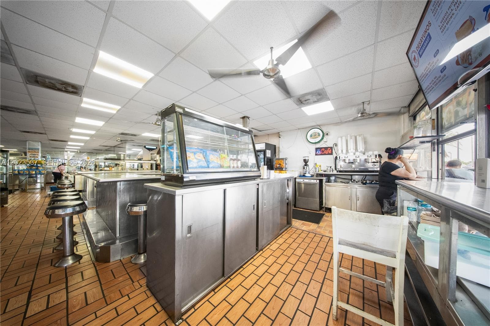 652 East 9th Street, Hialeah FL 33010 — 19