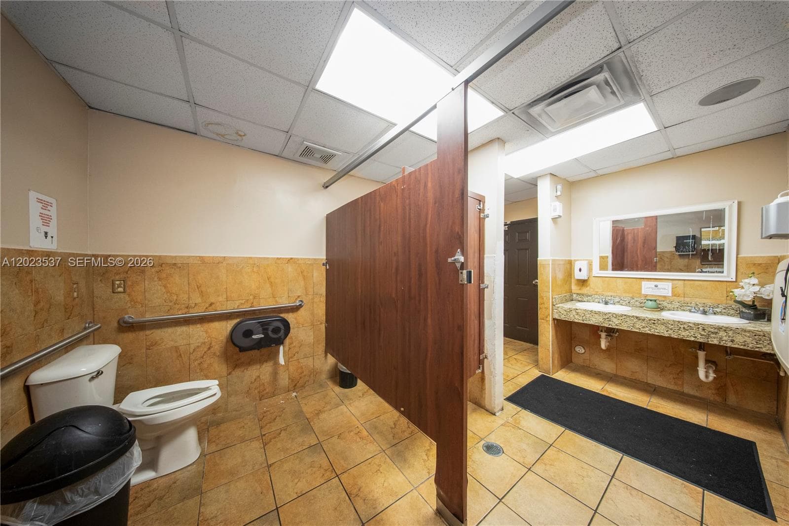 652 East 9th Street, Hialeah FL 33010 — 35
