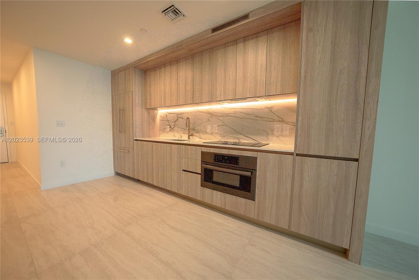 77 SE 5th St # 2203, Miami FL 33131 — 3