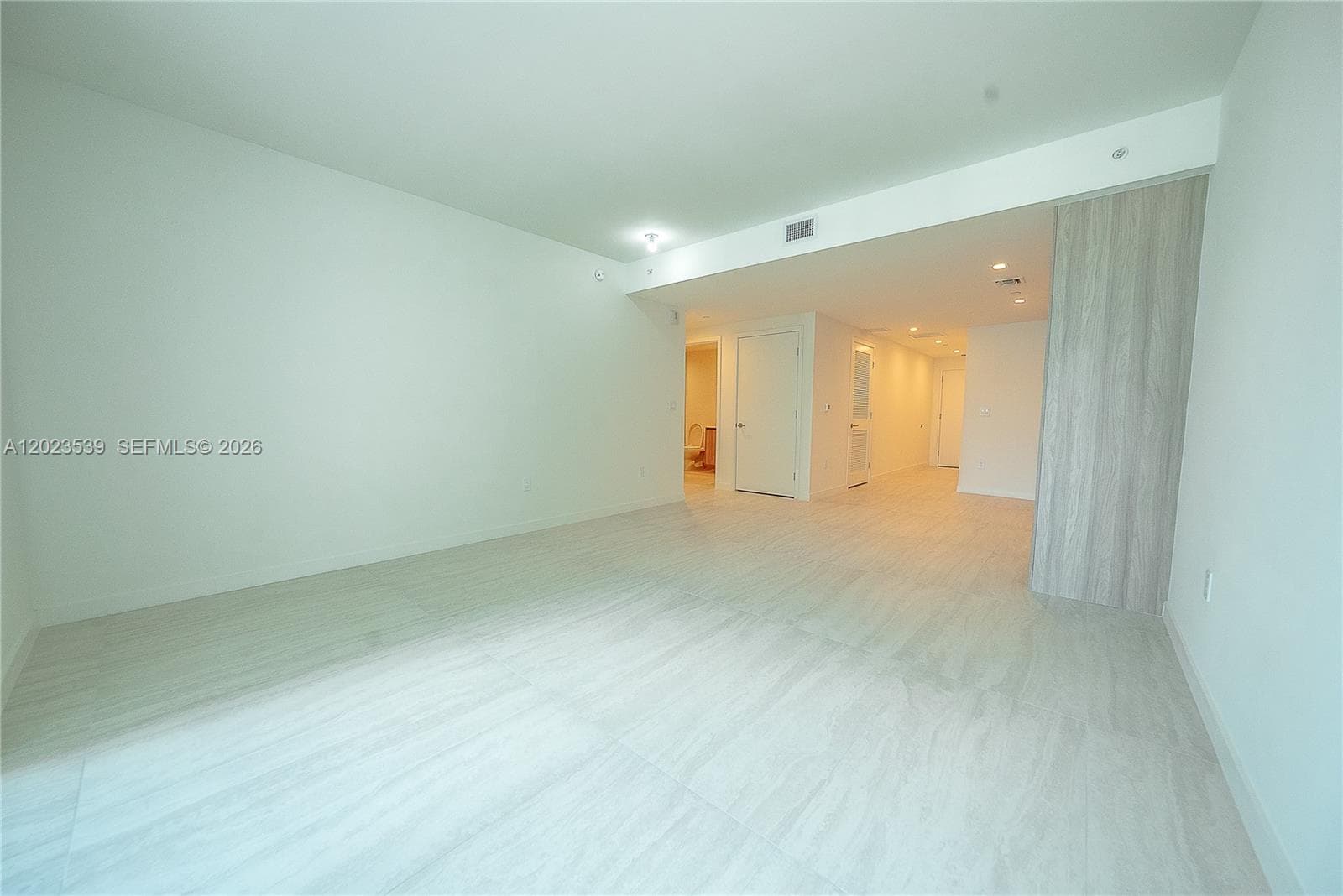 77 SE 5th St # 2203, Miami FL 33131 — 4