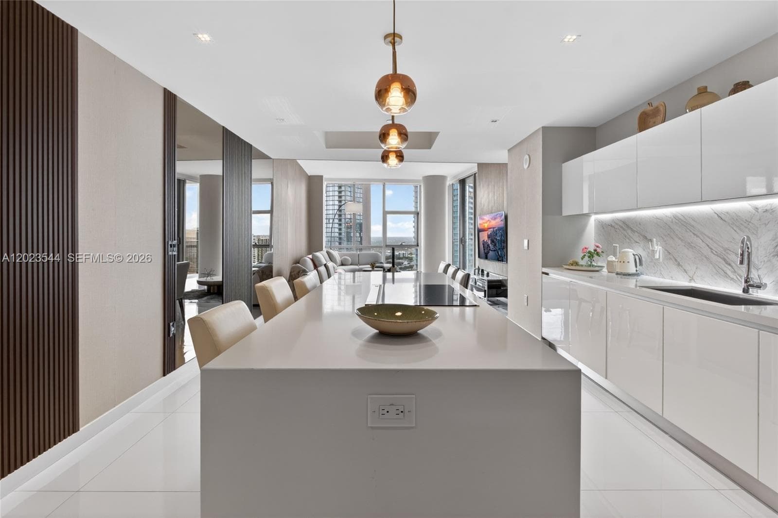 851 NE 1st Ave # 3201, Miami FL 33132 — 36