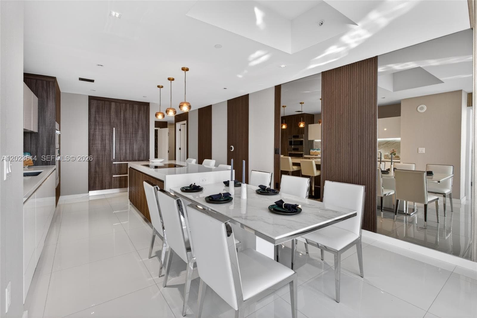 851 NE 1st Ave # 3201, Miami FL 33132 — 28