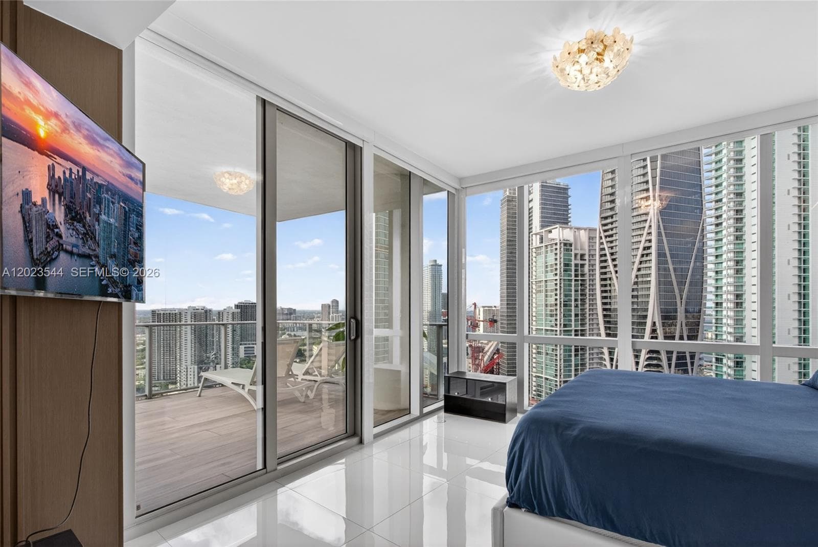 851 NE 1st Ave # 3201, Miami FL 33132 — 9