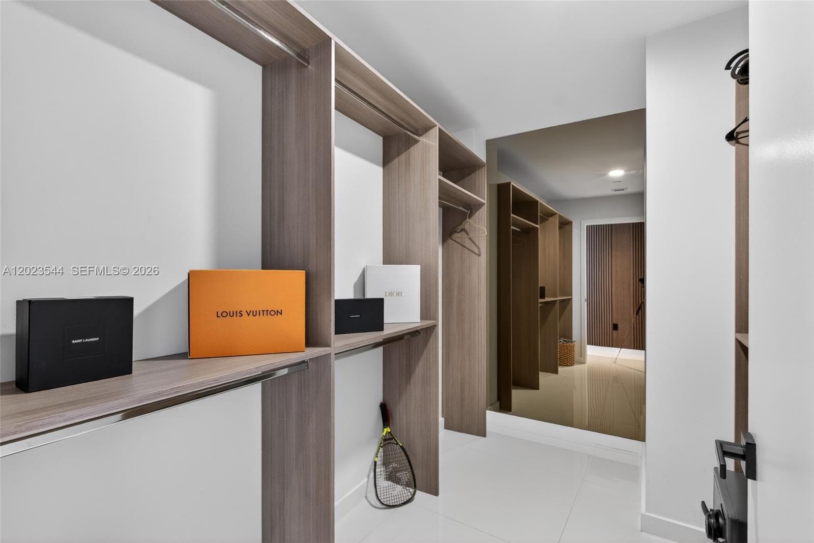 851 NE 1st Ave # 3201, Miami FL 33132 — 18