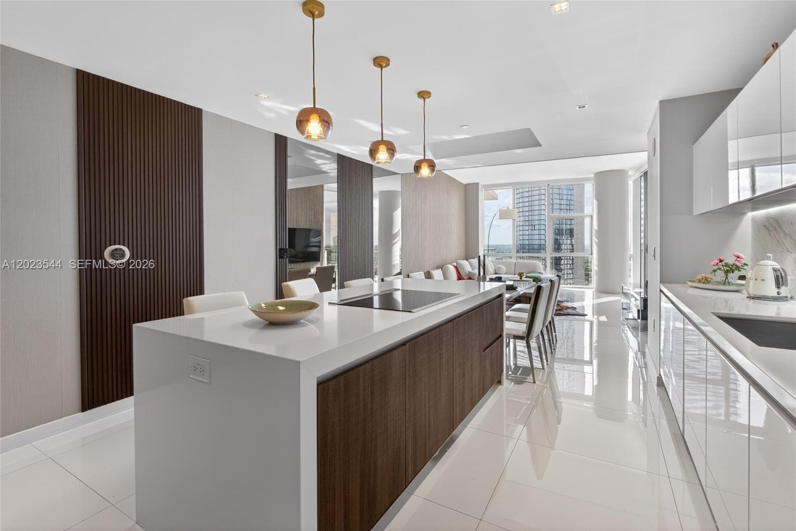 851 NE 1st Ave # 3201, Miami FL 33132 — 39