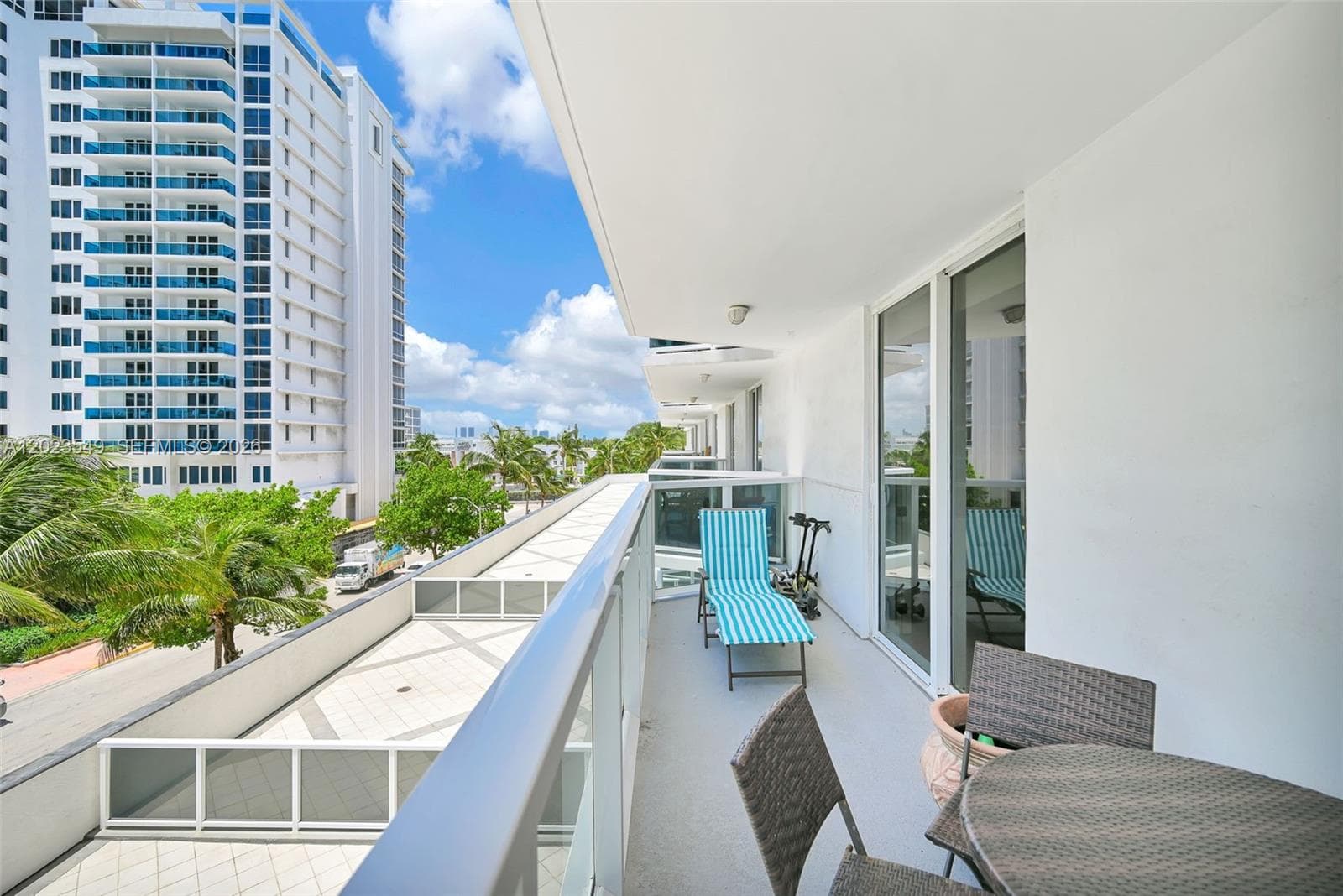 2401 Collins Ave # 504, Miami Beach FL 33140 — 23