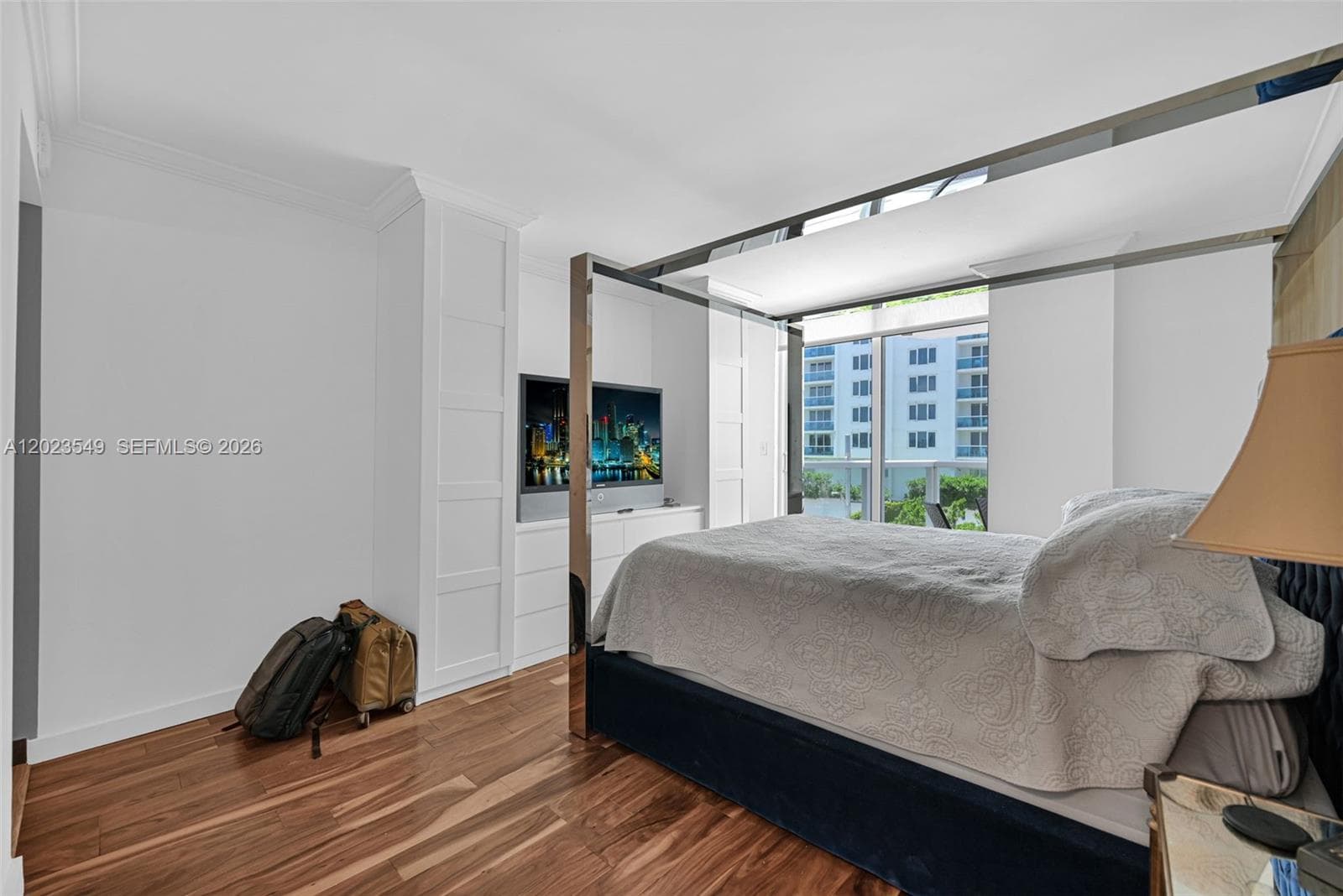 2401 Collins Ave # 504, Miami Beach FL 33140 — 16