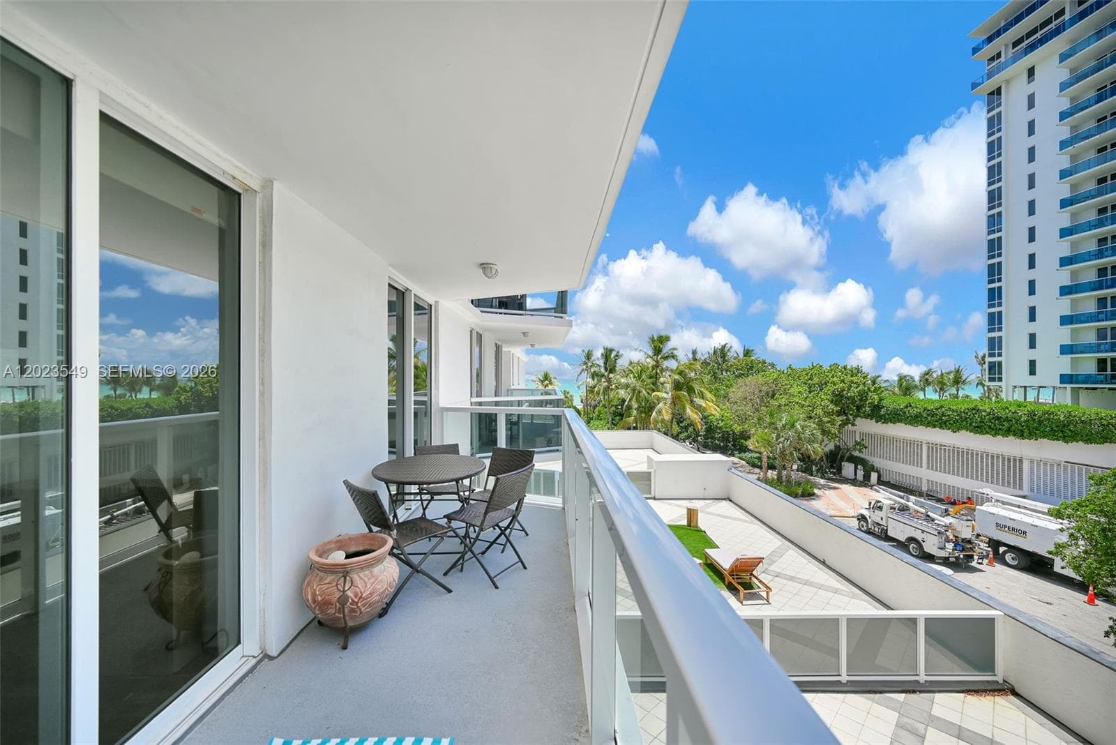 2401 Collins Ave # 504, Miami Beach FL 33140 — 22