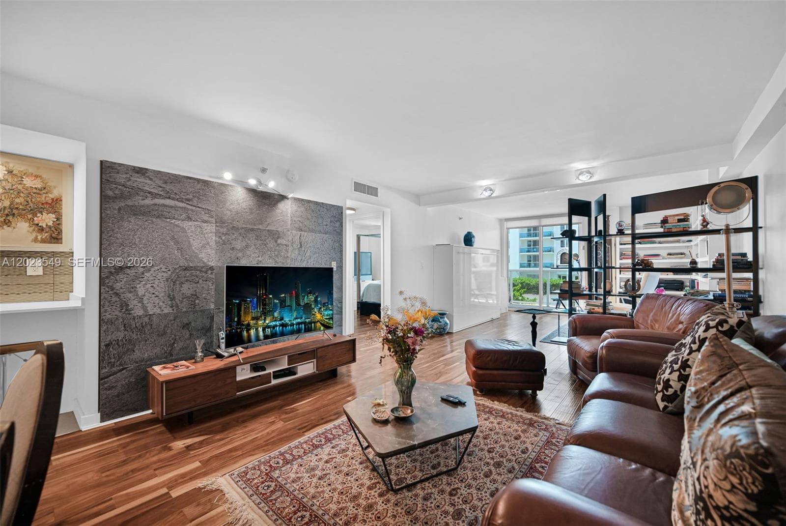2401 Collins Ave # 504, Miami Beach FL 33140 — 3