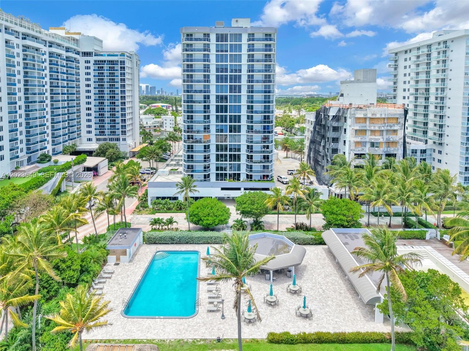 2401 Collins Ave # 504, Miami Beach FL 33140 — 32