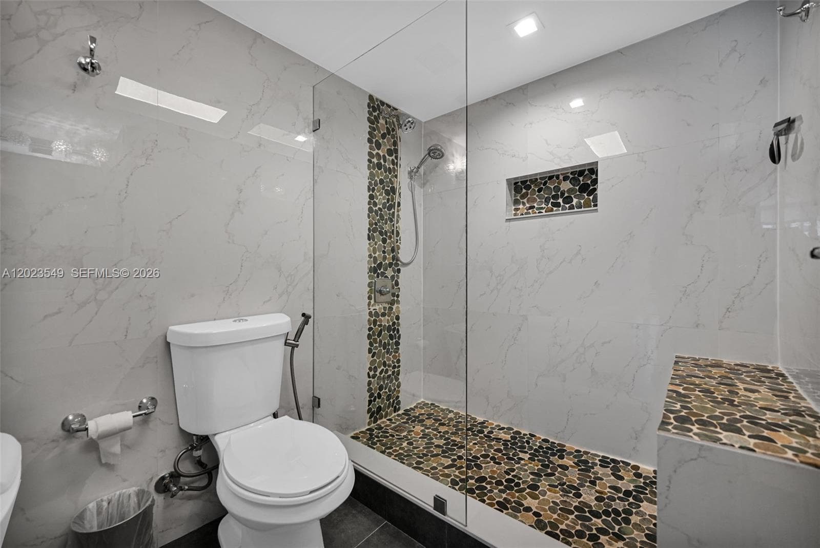 2401 Collins Ave # 504, Miami Beach FL 33140 — 20