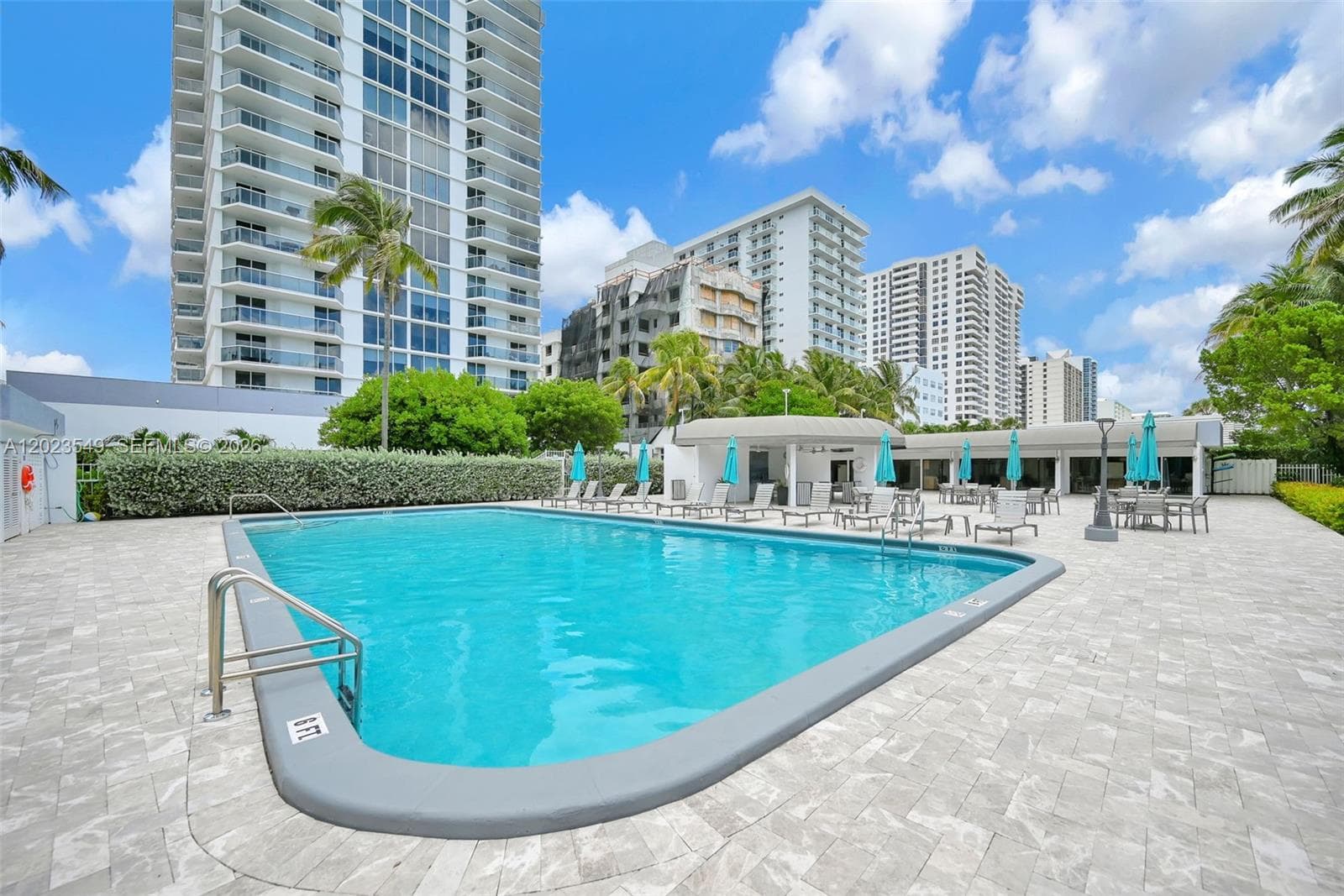 2401 Collins Ave # 504, Miami Beach FL 33140 — 30