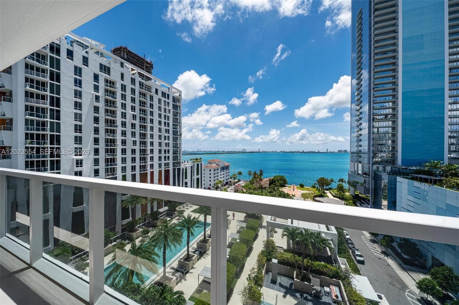 600 NE 27th St # 1104, Miami FL 33137 — 1