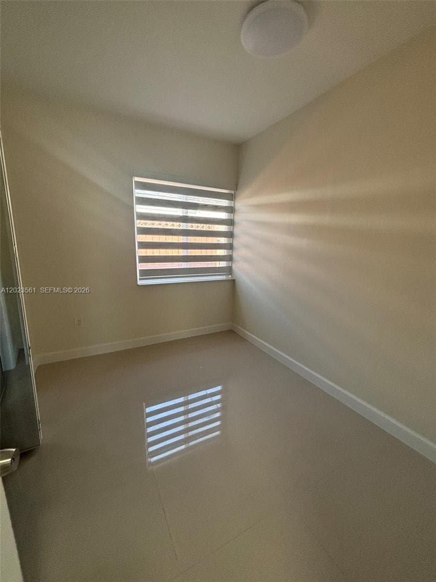 1648 SW 13th St, Miami FL 33145 — 12
