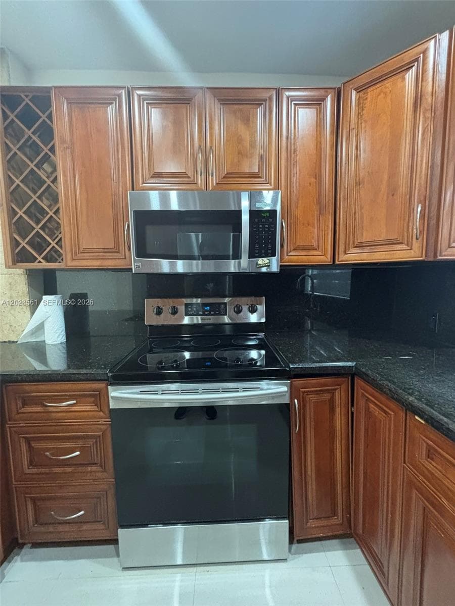 1648 SW 13th St, Miami FL 33145 — 3