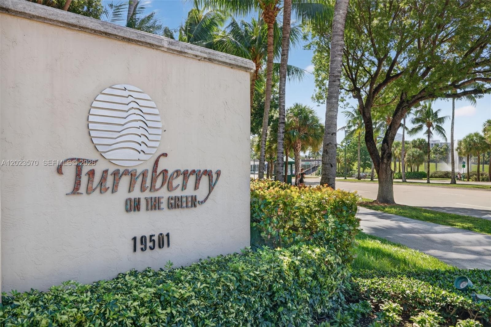 19501 W Country Club Dr # 313, Aventura FL 33180 — 43
