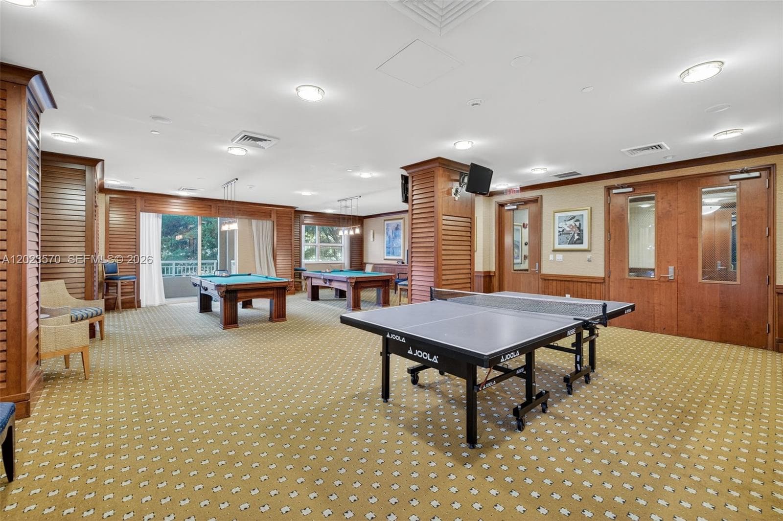 19501 W Country Club Dr # 313, Aventura FL 33180 — 53