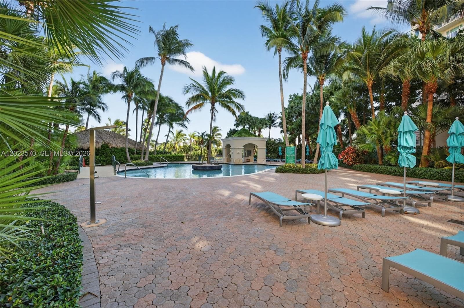 19501 W Country Club Dr # 313, Aventura FL 33180 — 67
