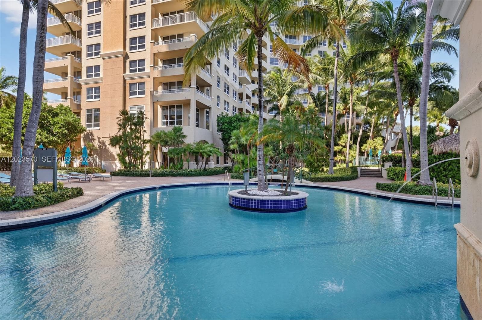 19501 W Country Club Dr # 313, Aventura FL 33180 — 71