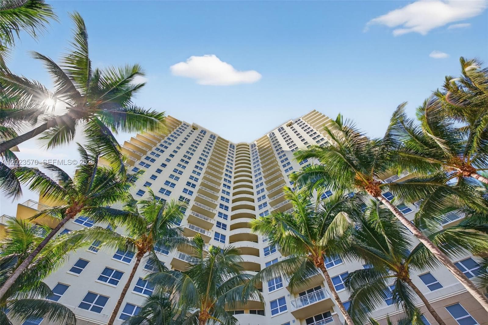 19501 W Country Club Dr # 313, Aventura FL 33180 — 75