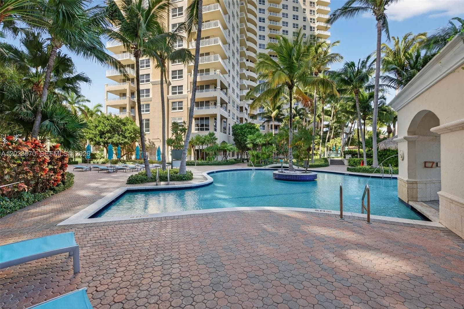 19501 W Country Club Dr # 313, Aventura FL 33180 — 69