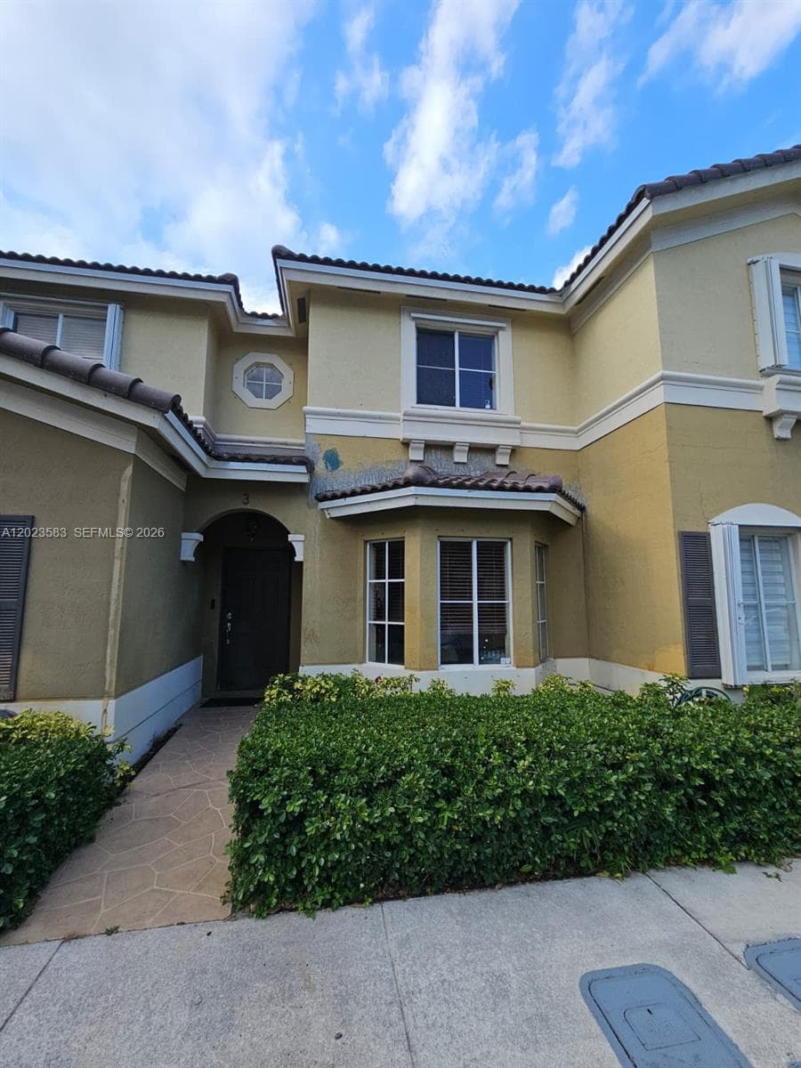 8960 W Flagler St # 3, Miami FL 33174 — 2