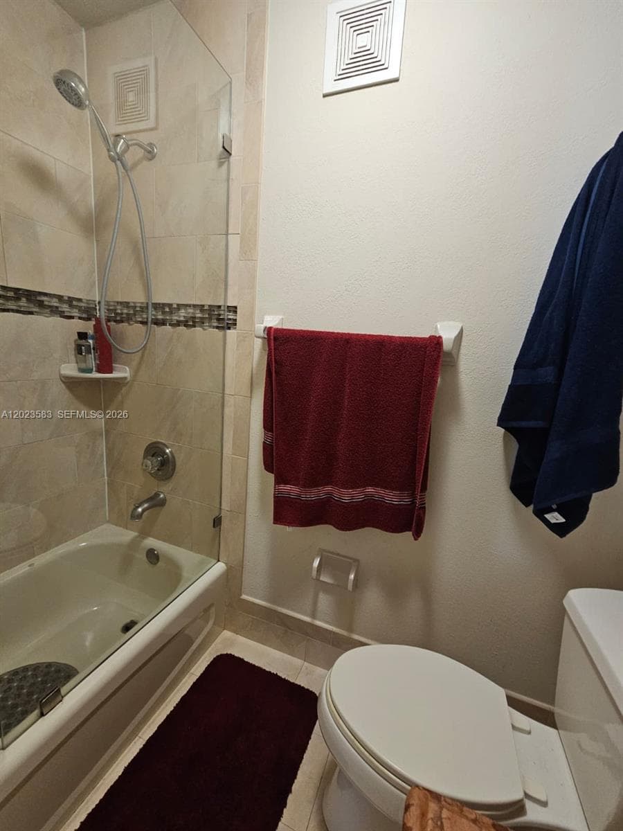 8960 W Flagler St # 3, Miami FL 33174 — 12