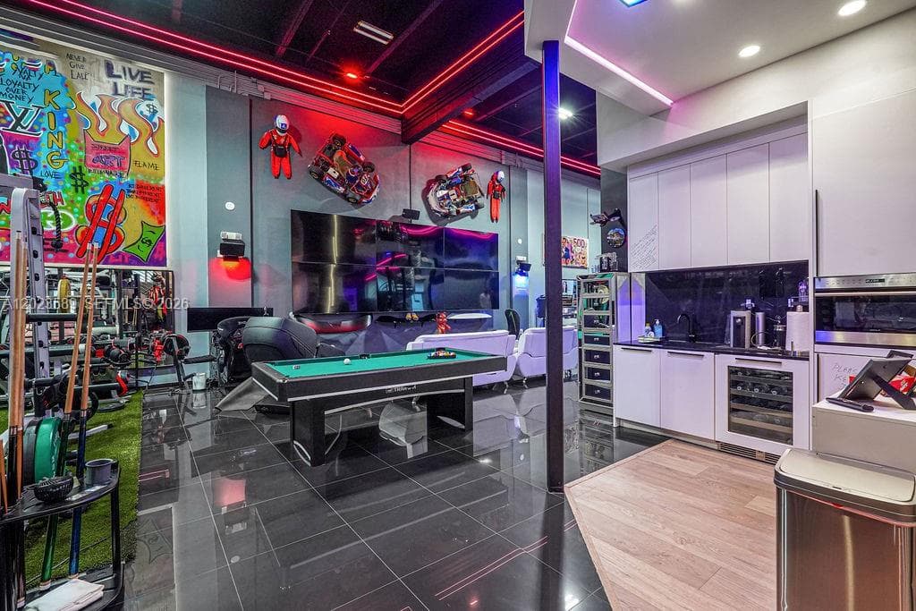 6030 NW 102nd Ave # 210, Doral FL 33178 — 17