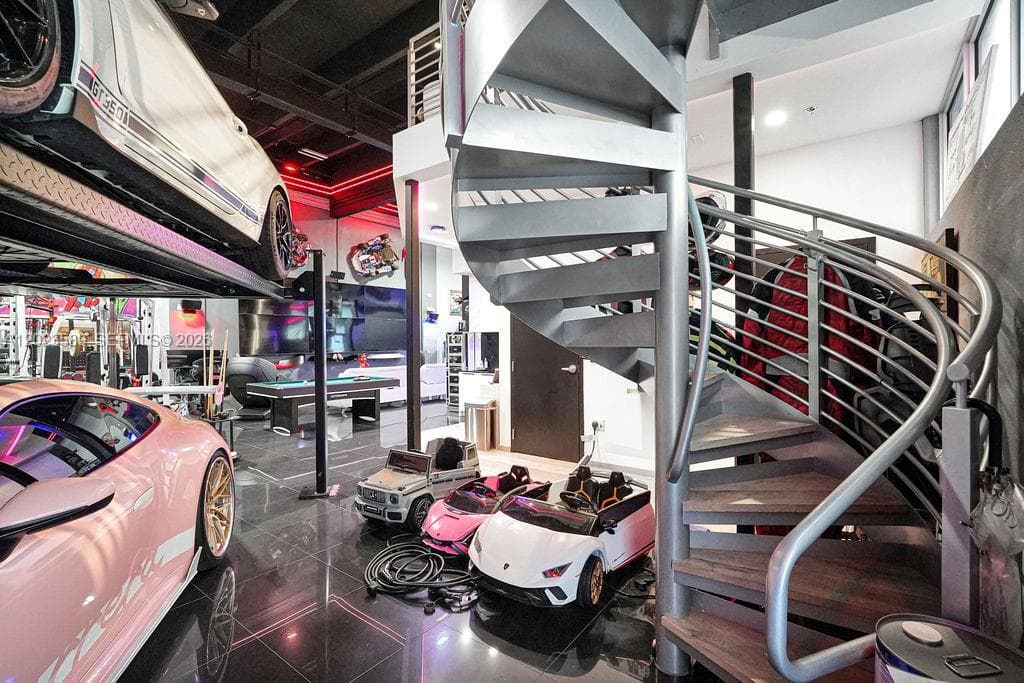 6030 NW 102nd Ave # 210, Doral FL 33178 — 31