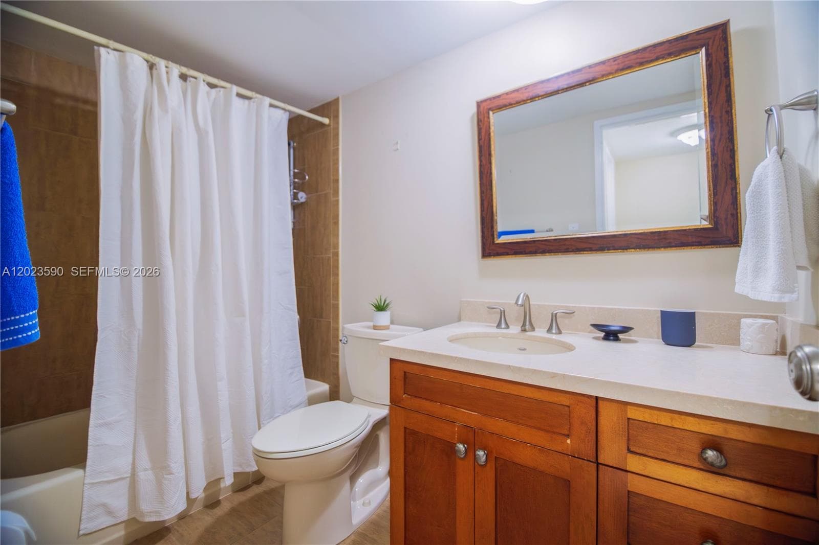 5151 Collins Ave # 428, Miami Beach FL 33140 — 17