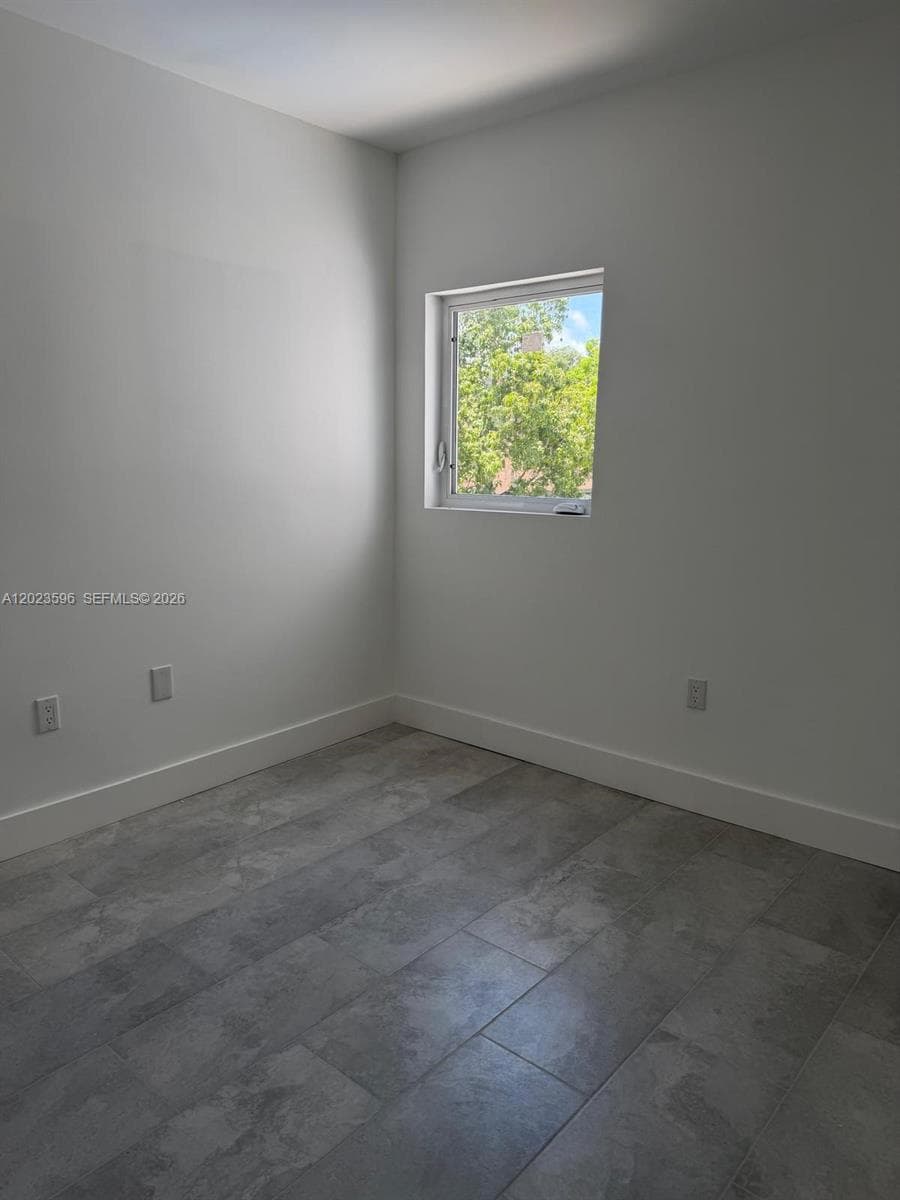 147 Nw 59th St # 301, Miami FL 33127 — 14