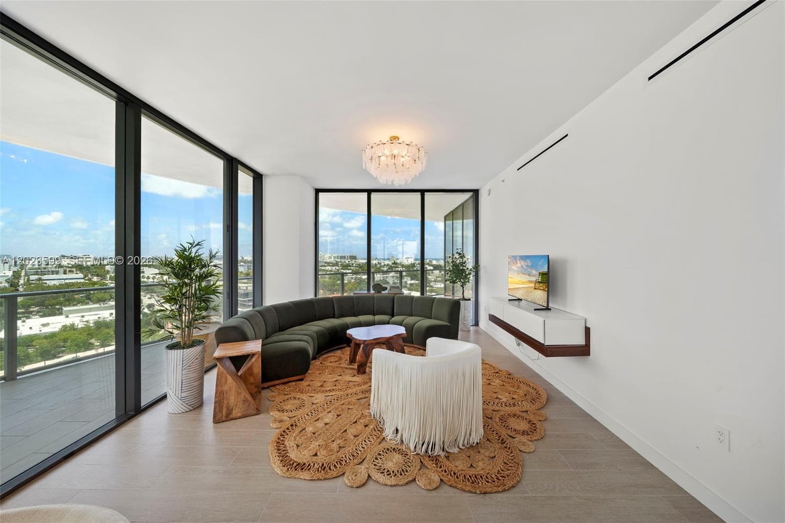 500 Alton # 1205, Miami Beach FL 33139 — 15