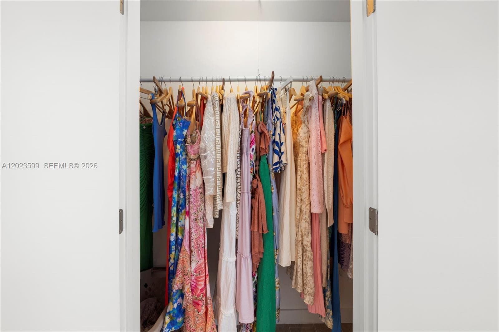 500 Alton # 1205, Miami Beach FL 33139 — 40
