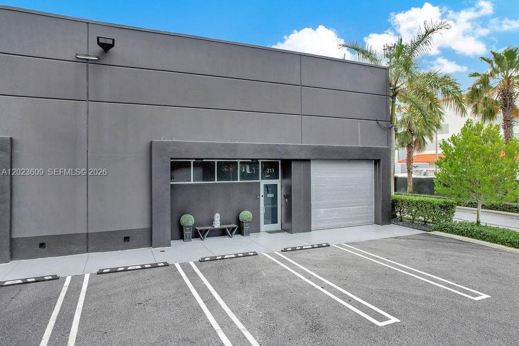 6030 NW 102nd Ave # 211, Doral FL 33178 — 11